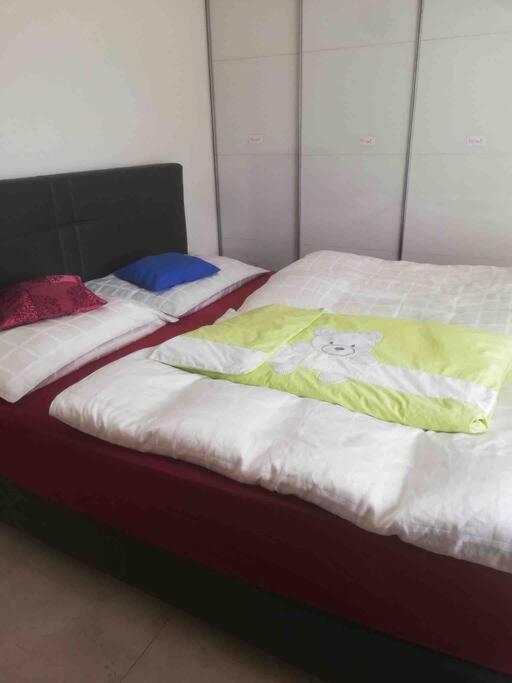 Moderne Wohnung Mit Stil Gross Gerungs Εξωτερικό φωτογραφία